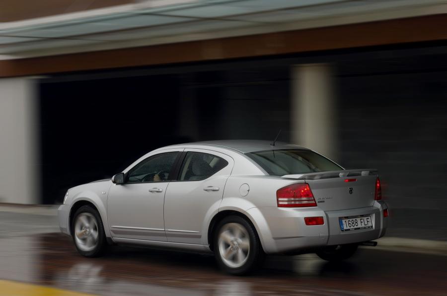  Dodge Avenger 2008 года  (фото 23 из 86)